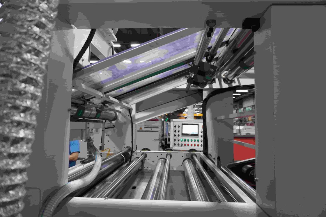 جهاز التغطية السريعة للكرتون بطول إجمالي 15200mm وسرعة 150m/min